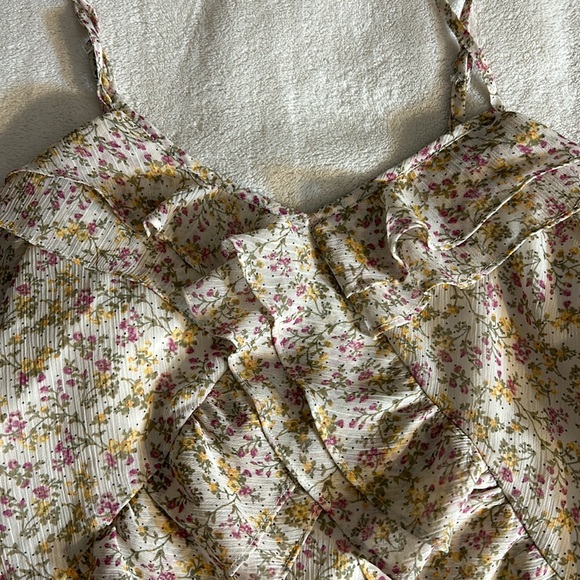 Candies Sz Small top - Picture 3 of 4